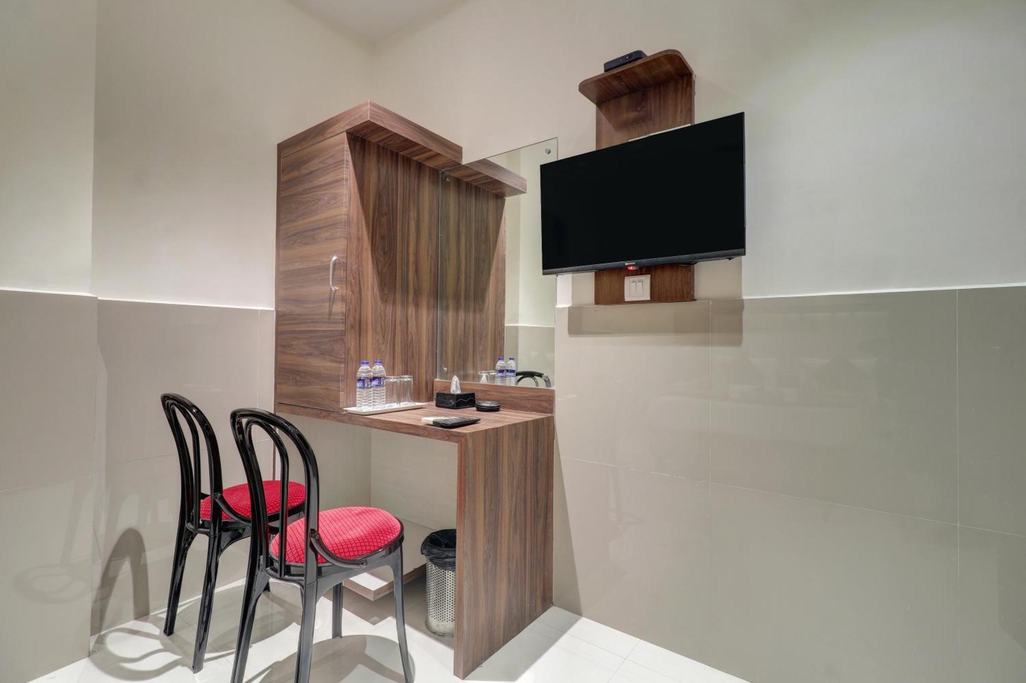 New Parimeet Residency Ξενοδοχείο Νάβι Μουμπάι Εξωτερικό φωτογραφία